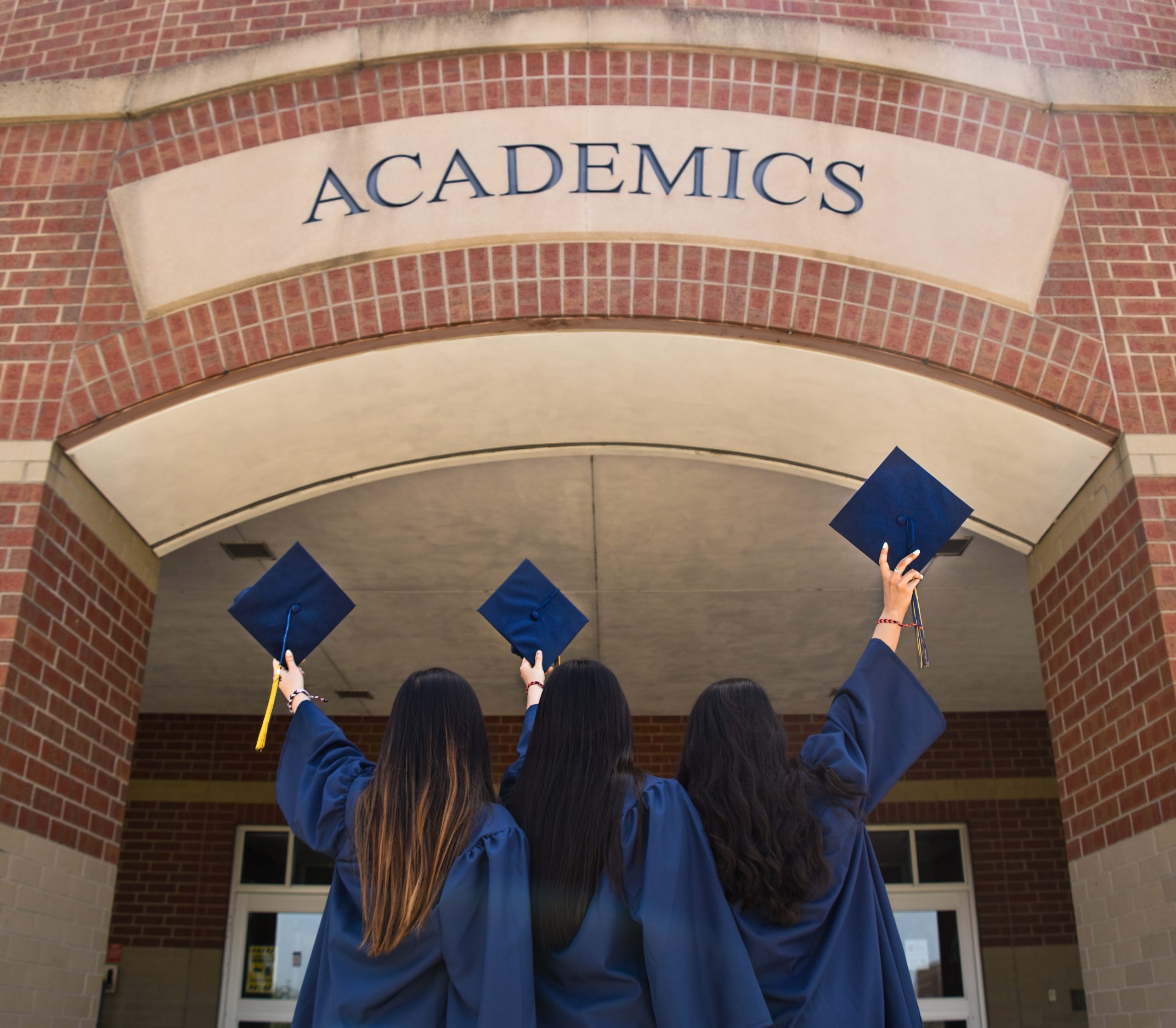 happy students graduating